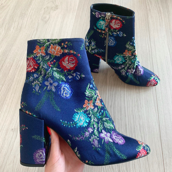 Zara Shoes - SOLD || Zara || Jacquard Floral Block Heel Booties